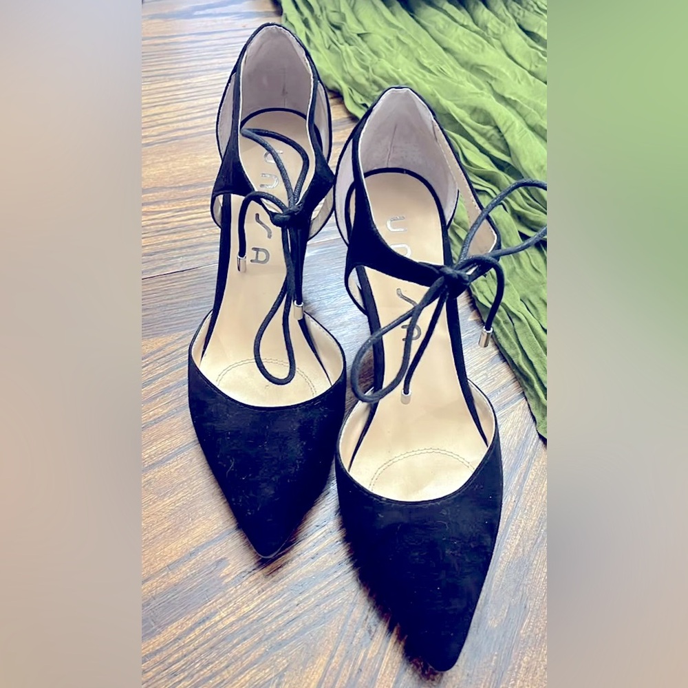 Black heels by Unisa